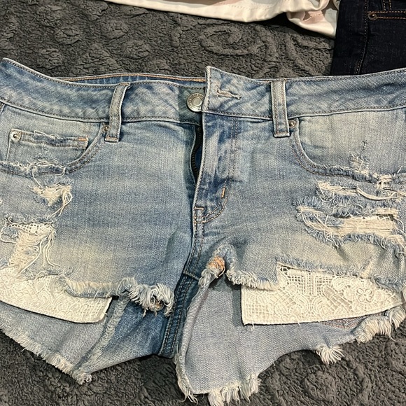 Stylish Women's Denim Shorts - White, Black, and Light Blue - Picture 7 of 7